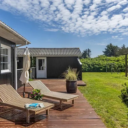 Prázdninový dům Isabel - 650m From The Sea By Interhome